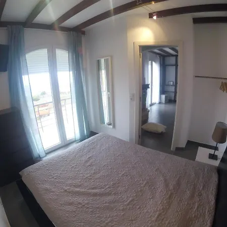 Casa Azul Lourinha (Lisbon)